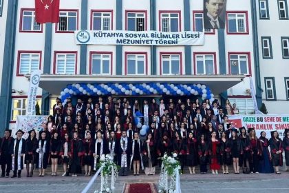 mezun-ogrencilerden-gazze-icin-anlamli-mesaj
