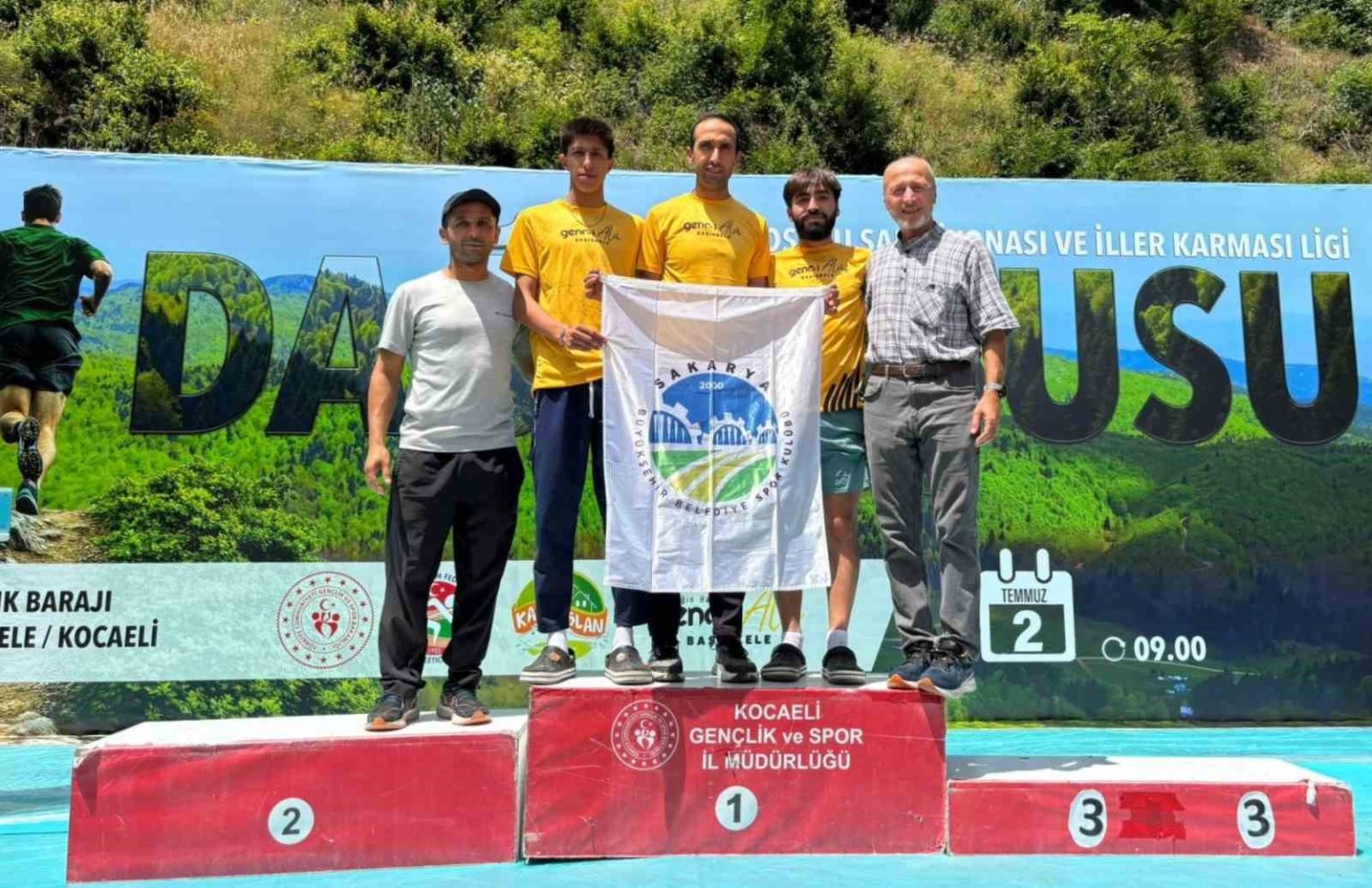 sakarya-ekibi-kocaeliden-dereceyle-dondu