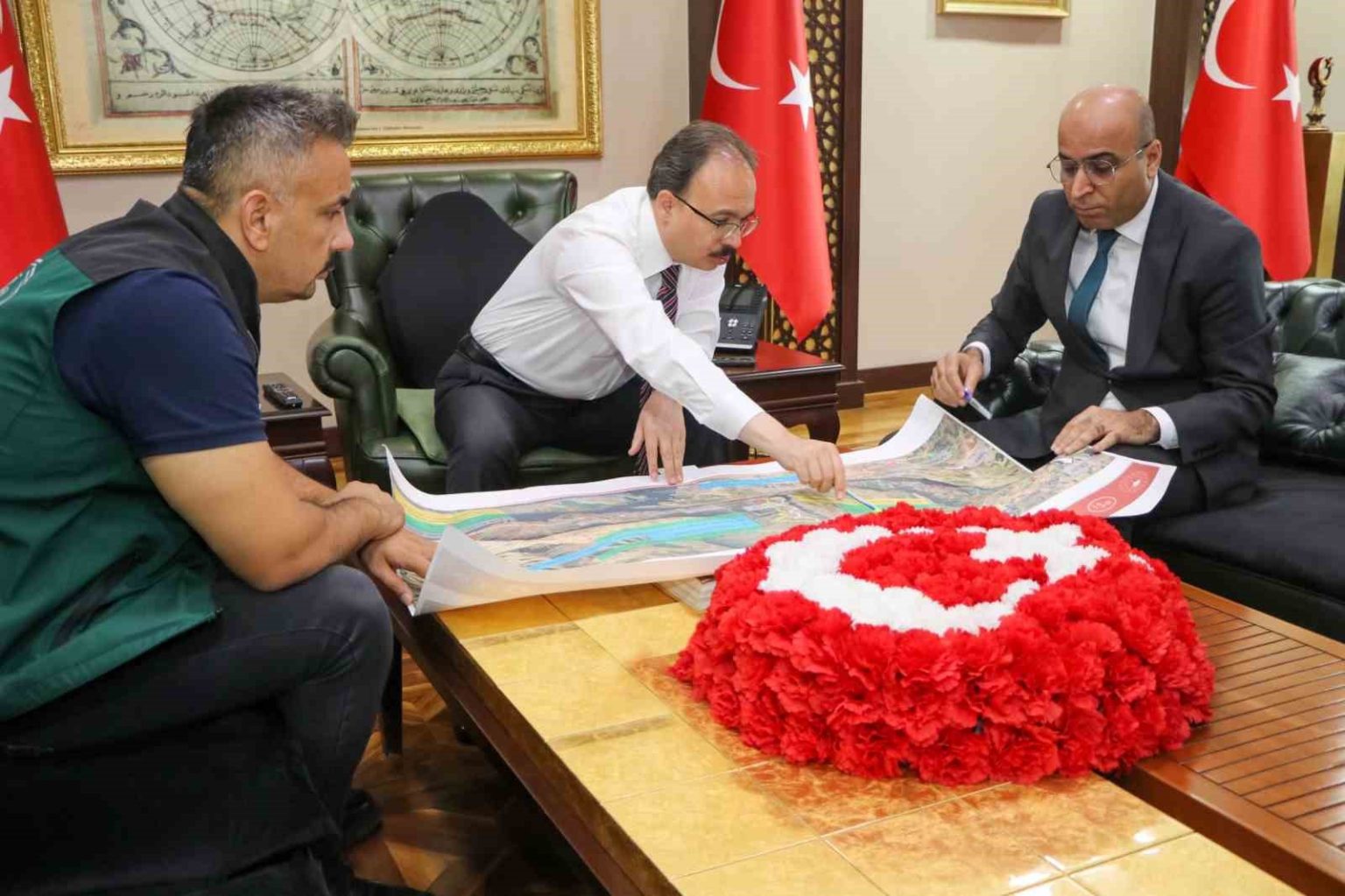 siirt-yiginli-tuneli-ve-baglanti-yollarinda-calismalar-suruyor