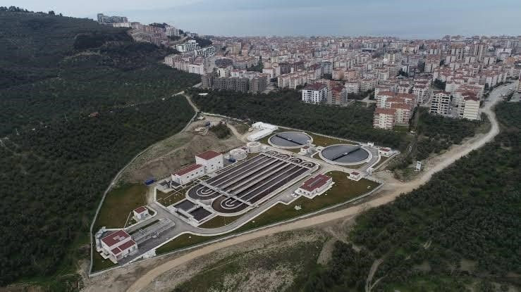 ak-partili-bayraktan-chpli-mudanya-belediye-baskani-dalgica-aritma-tesisi-tepkisi