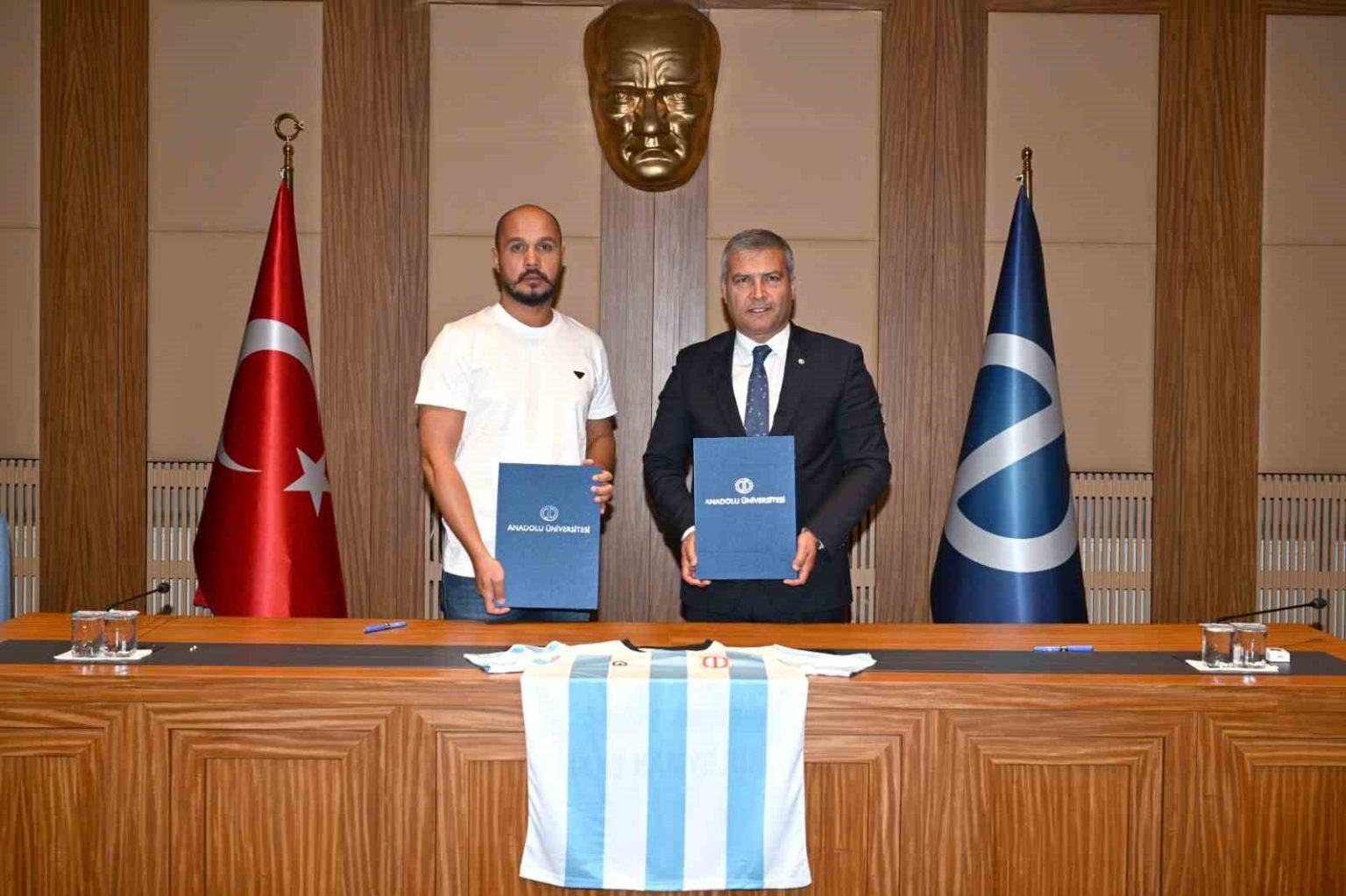 anadolu-universitesi-spor-kulubu-futbol-subesi-eskisehir-anadolu-spor-faaliyetler-a-s-ye-devredildi