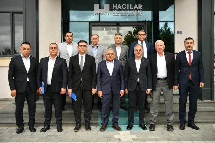 baskan-buyukkilic-ilce-belediyeleri-yatirim-toplantilarina-hacilar-ile-devam-etti