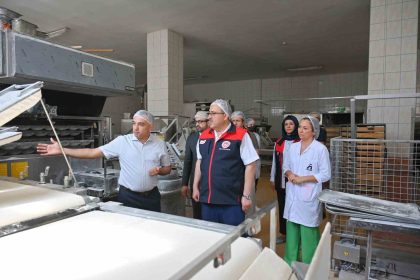 denizlide-ekmek-firinlarinda-denetim-yapildi