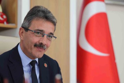 erenler-belediyesinden-egitime-dev-destek
