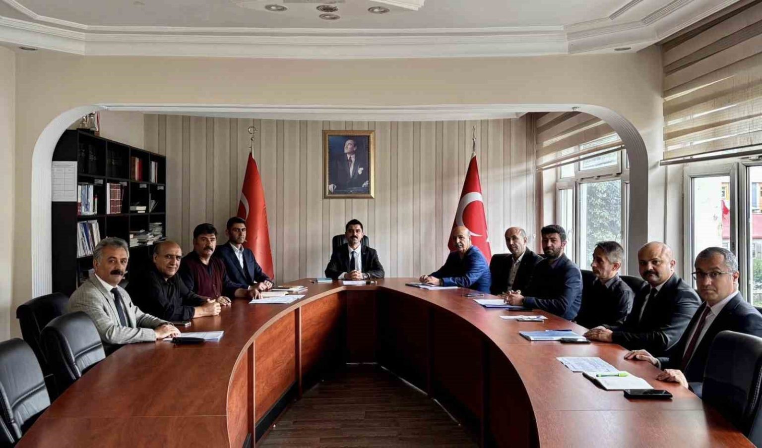 kaymakam-tutal-egitim-kurumlari-mudurleriyle-bir-araya-geldi