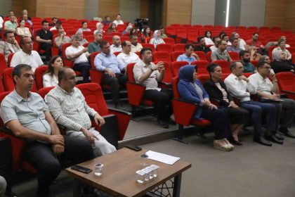 melikgazi-personeline-protokol-egitimi