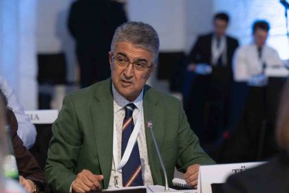 mhp-erzurum-milletvekili-kamil-aydin-portoda-agitpa-genel-kuruluna-seslendi