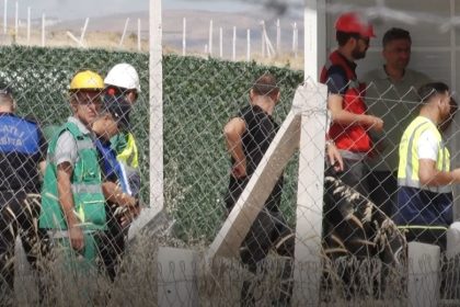 polatlida-hobi-bahcelerinin-yikimi-bahce-sahiplerince-engellendi