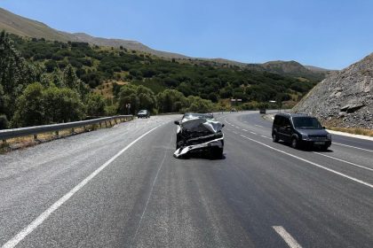 tatvanda-trafik-kazasi-5-yarali