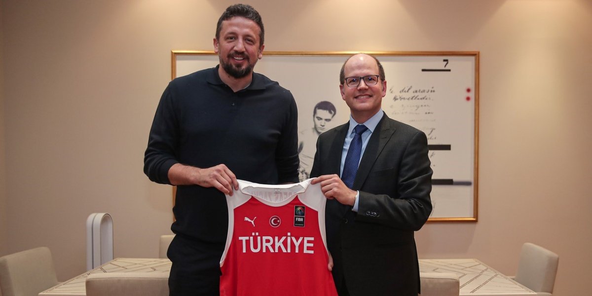 hidayet-turkoglu-fiba-pencereleri-sayesinde-taraftarlar-milli-takimlarini-yilda-birkac-kez-canli-izleyebiliyor