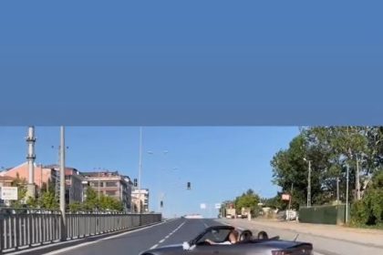 arnavutkoyde-trafik-magandalari-dugun-konvoyunda-tehlike-sacti-kirmizi-isikta-boyle-drift-attilar