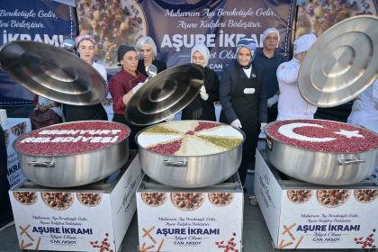 esenyurtta-asure-bereketi-17-bin-kisiye-asure-ikram-edildi