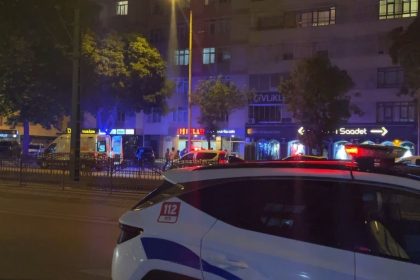 paranizi-geri-verecegim-diye-cagirdigi-iki-kardesi-bicakladi