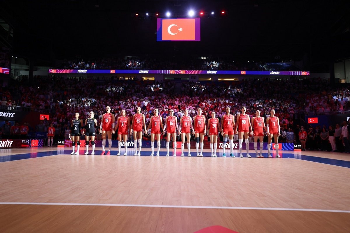 a-milli-kadin-voleybol-takimi-vnl-3-haftasinda-apeldoornda-sahne-alacak