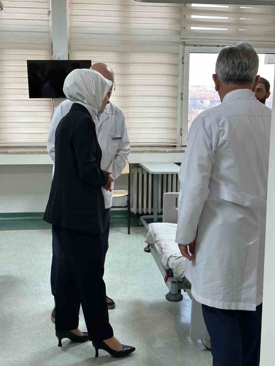 bakan-goktastan-metan-gazindan-zehirlenen-askerlere-ziyaret