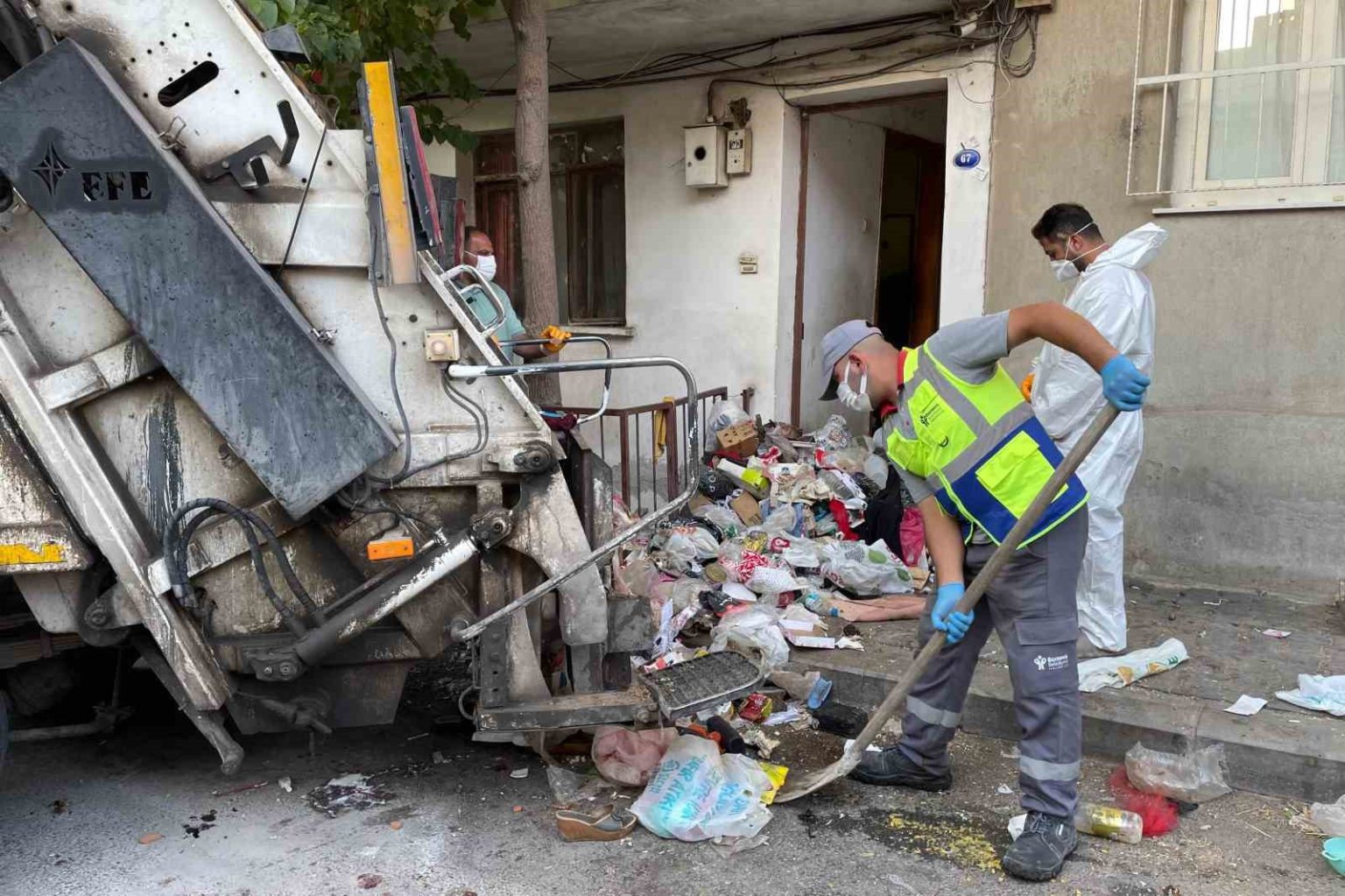 cop-ev-temizlendi-yedi-yillik-kabus-son-buldu