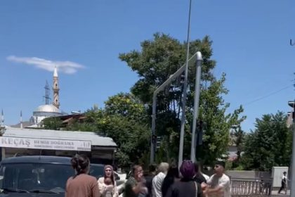 elazigda-kaza-sonrasi-kavga-kameralara-yansidi
