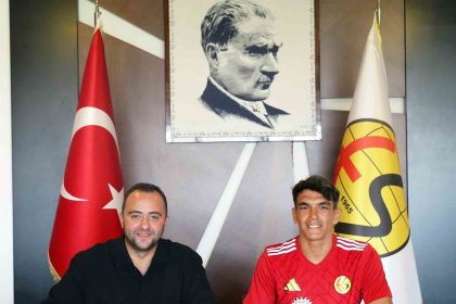 eskisehirspor-kanat-oyuncusu-akin-akman-ile-anlasti