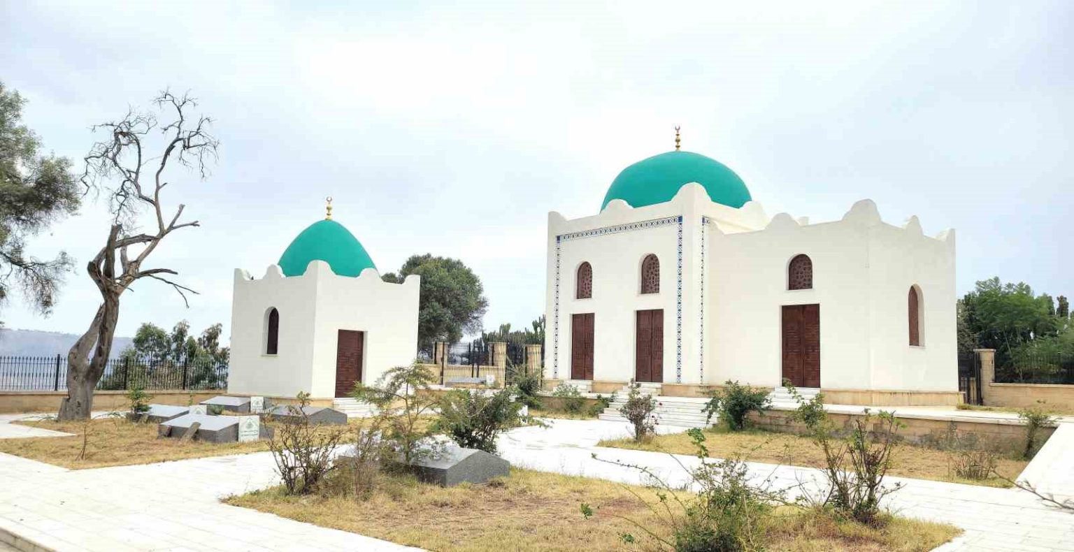 ic-savasta-zarar-goren-necasi-turbesi-ve-camii-yeniden-restore-edildi
