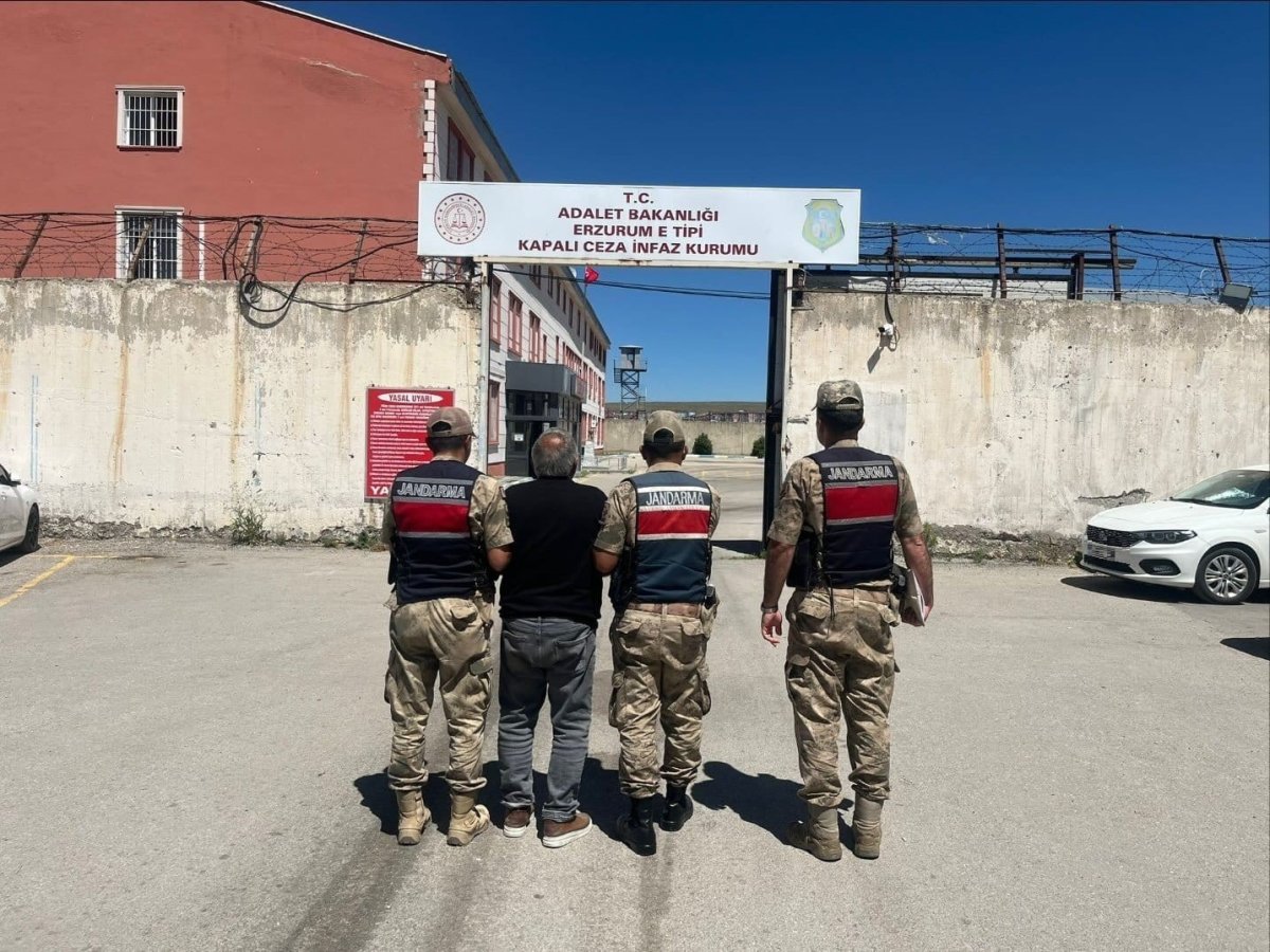 jandarma-ekiplerince-bir-ayda-arama-kaydi-bulunan-100-sahis-yakalandi