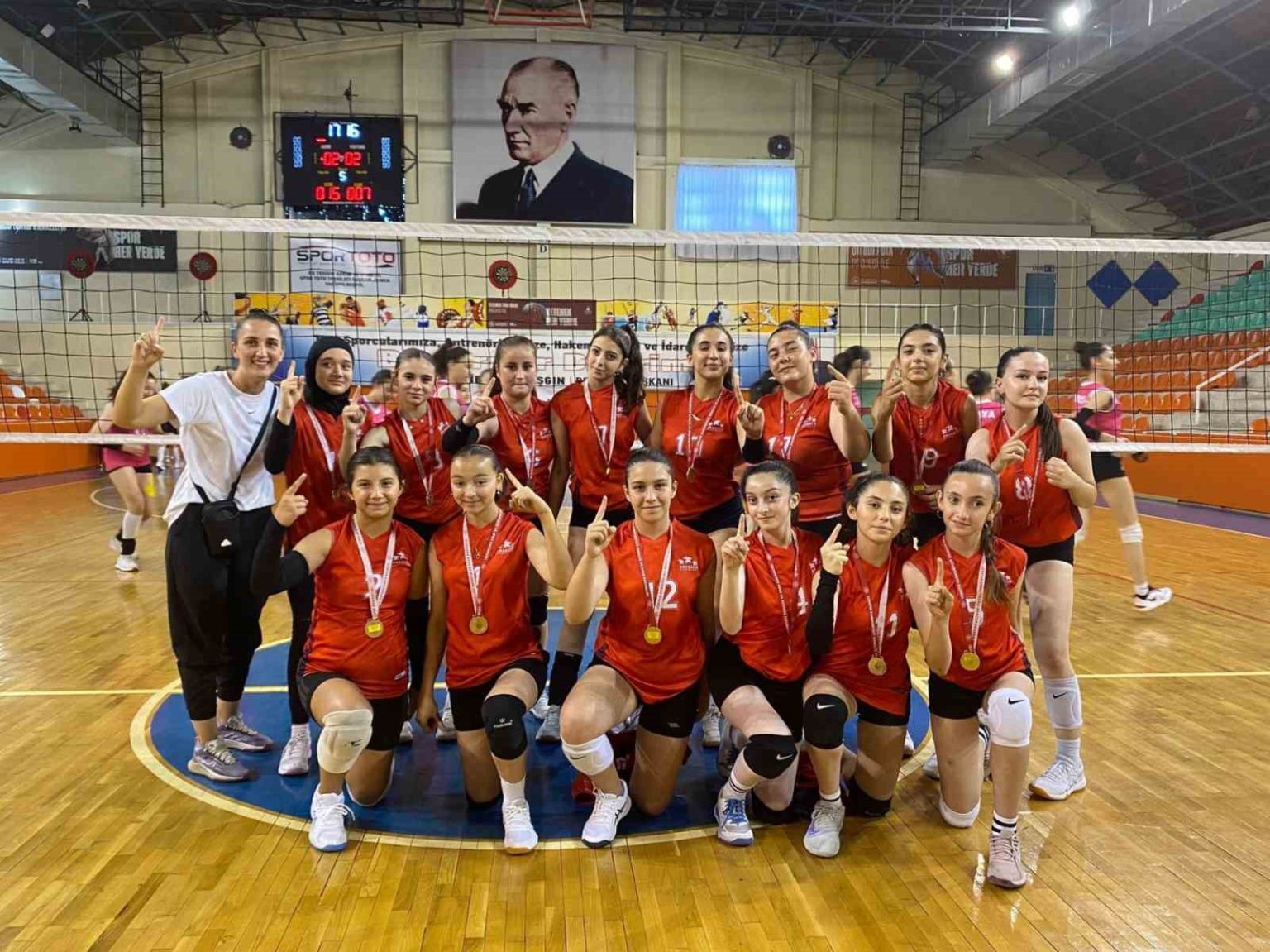 kizlar-birinci-erkeklerde-ikinci-oldu