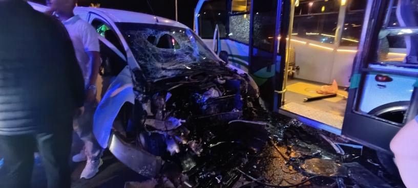 rizede-minibus-ile-hafif-ticari-arac-carpisti-10-yarali
