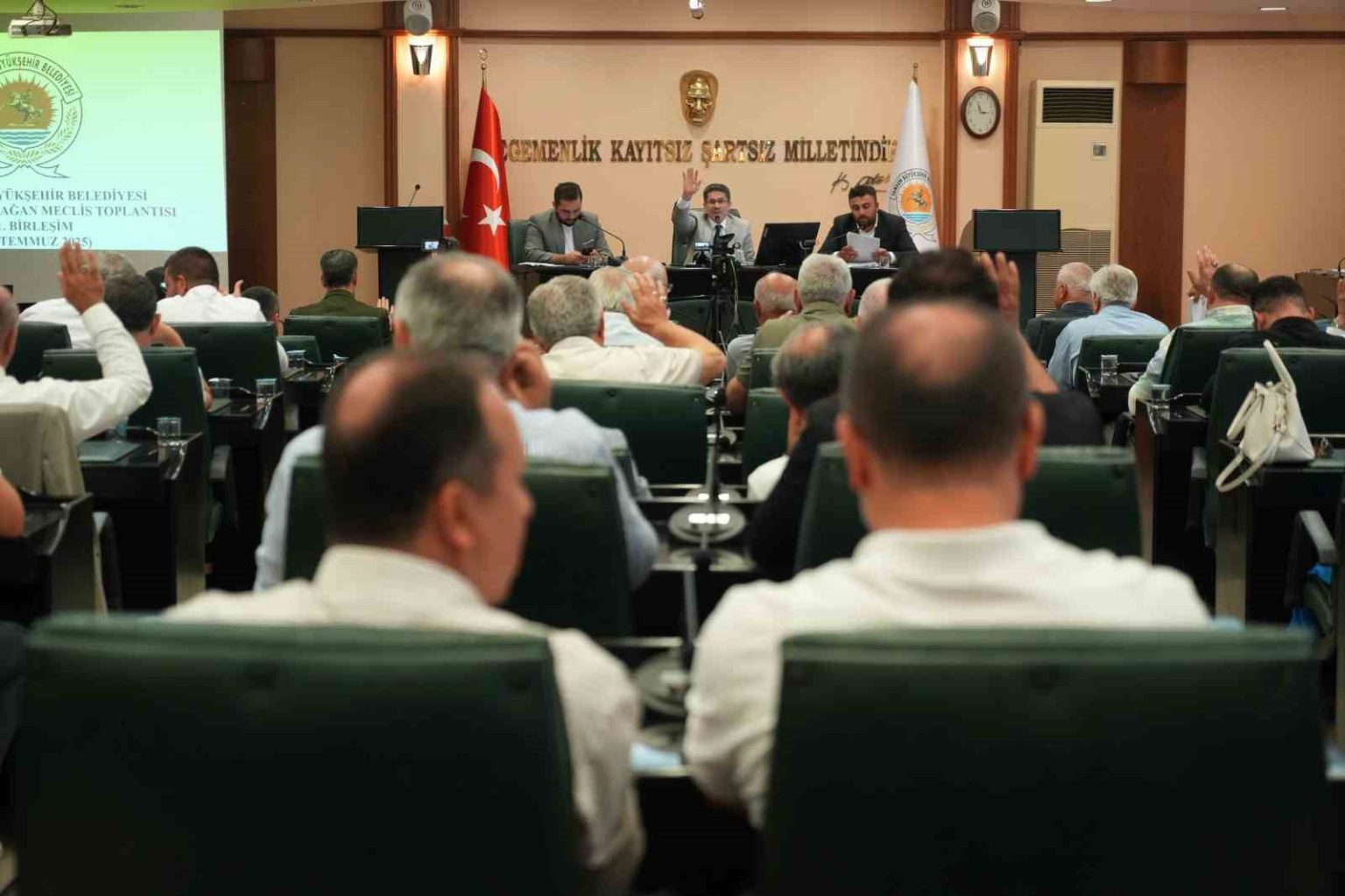 samsun-buyuksehir-belediye-meclisinden-karikatur-tepkisi-bu-fikir-ozgurlugu-degil-saygisizliktir