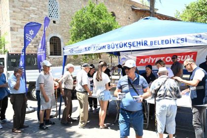 buyuksehir-belediyesinden-vatandaslara-asure-ikrami