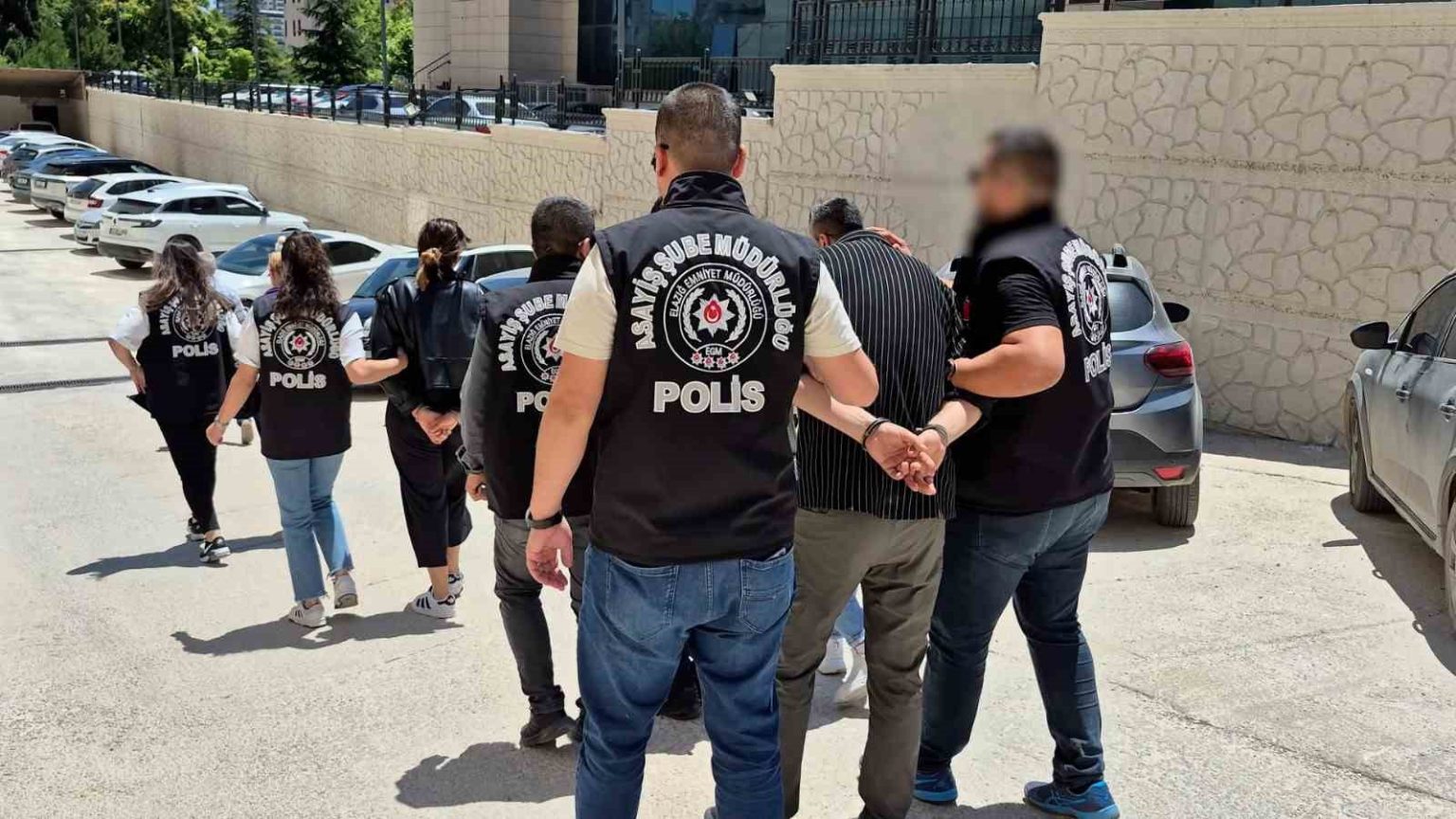 elazigda-guzellik-salonuna-fuhus-operasyonu-4-tutuklama