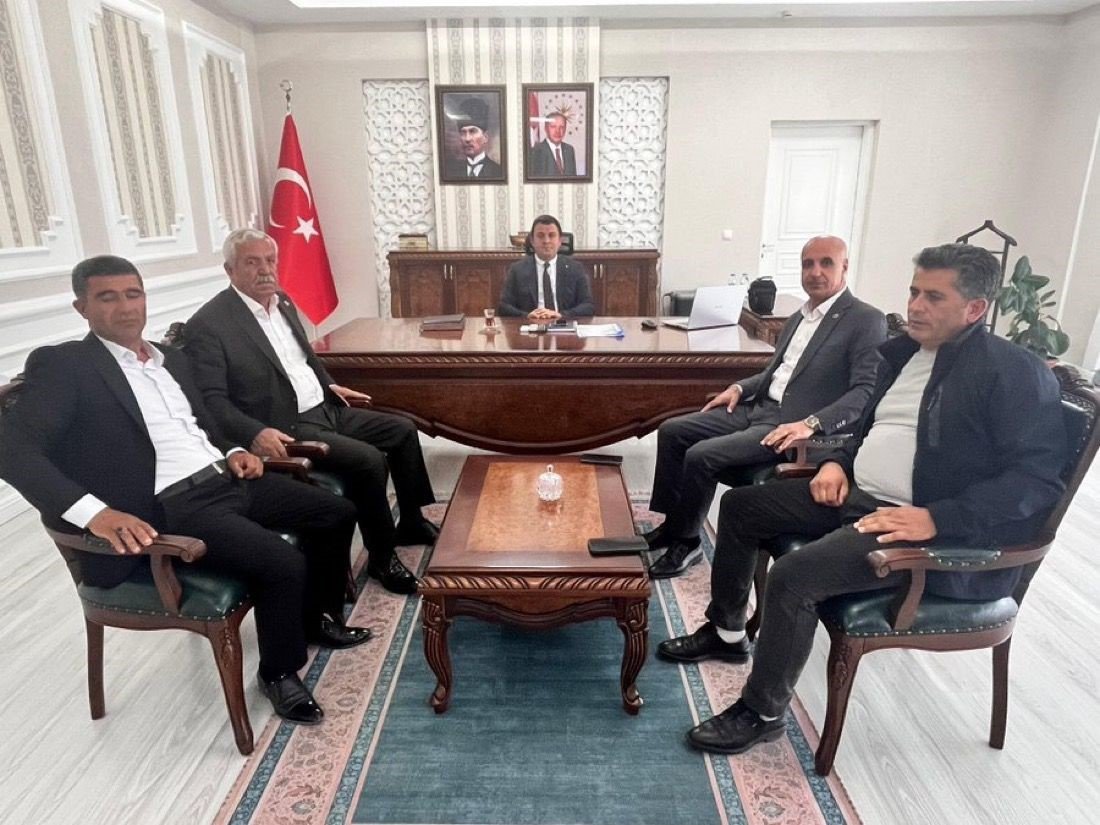 il-meclis-uyelerinden-kaymakam-dertliogluna-ziyaret