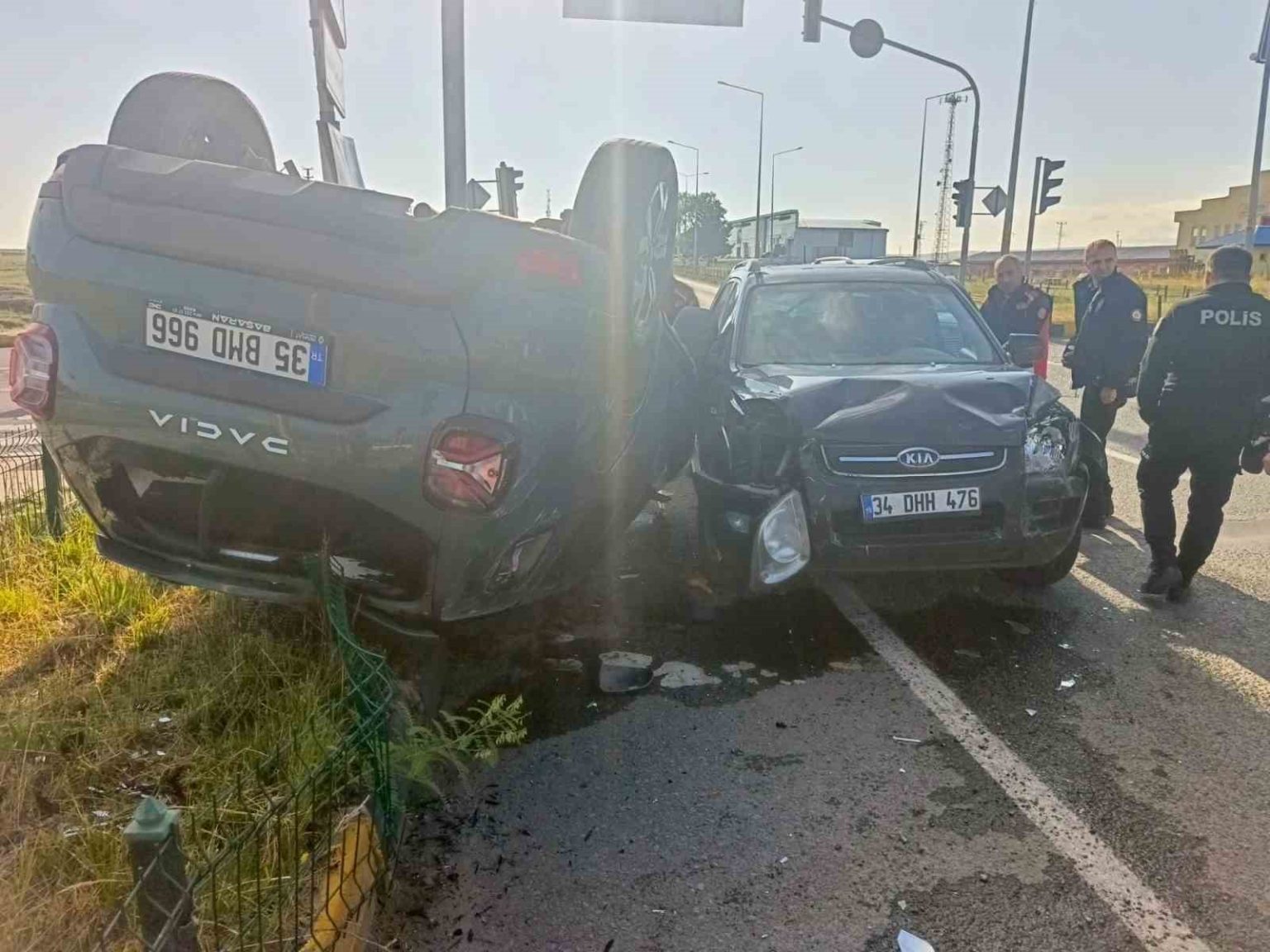 karsta-trafik-kazasi-2-yarali