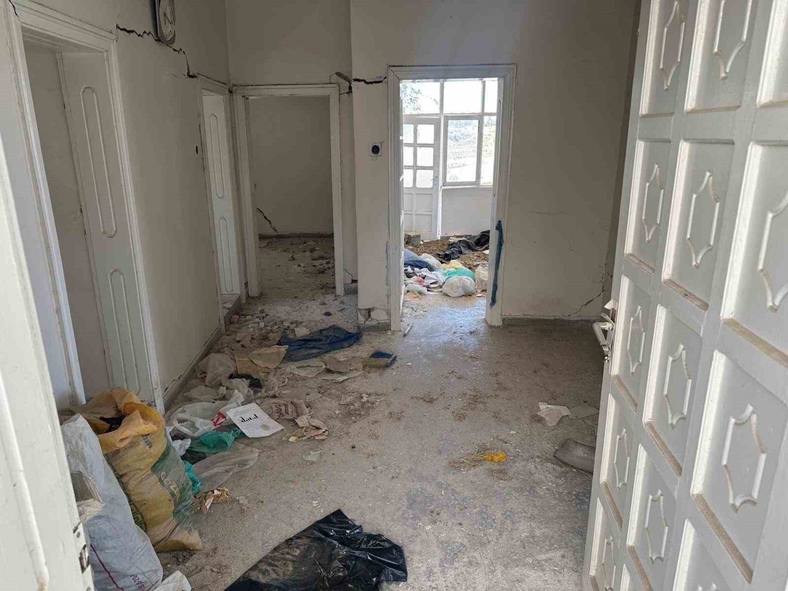 mahalle-sakinlerinin-madde-bagimlisi-isyani