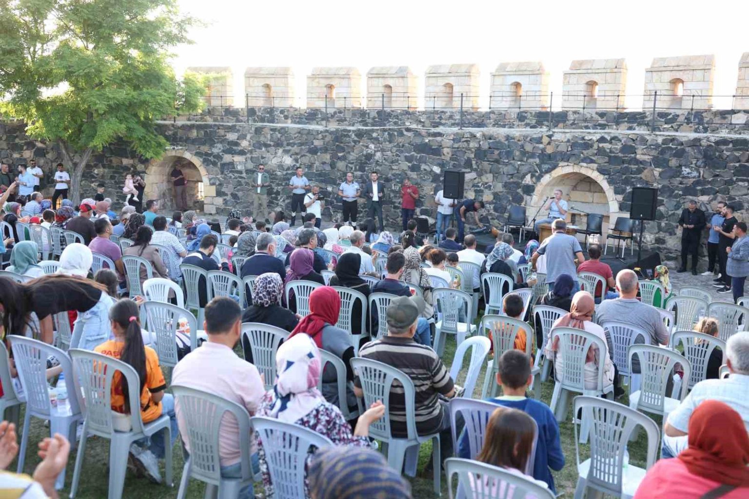 muharrem-ayi-dolayisiyla-vatandaslara-asure-ikram-edildi