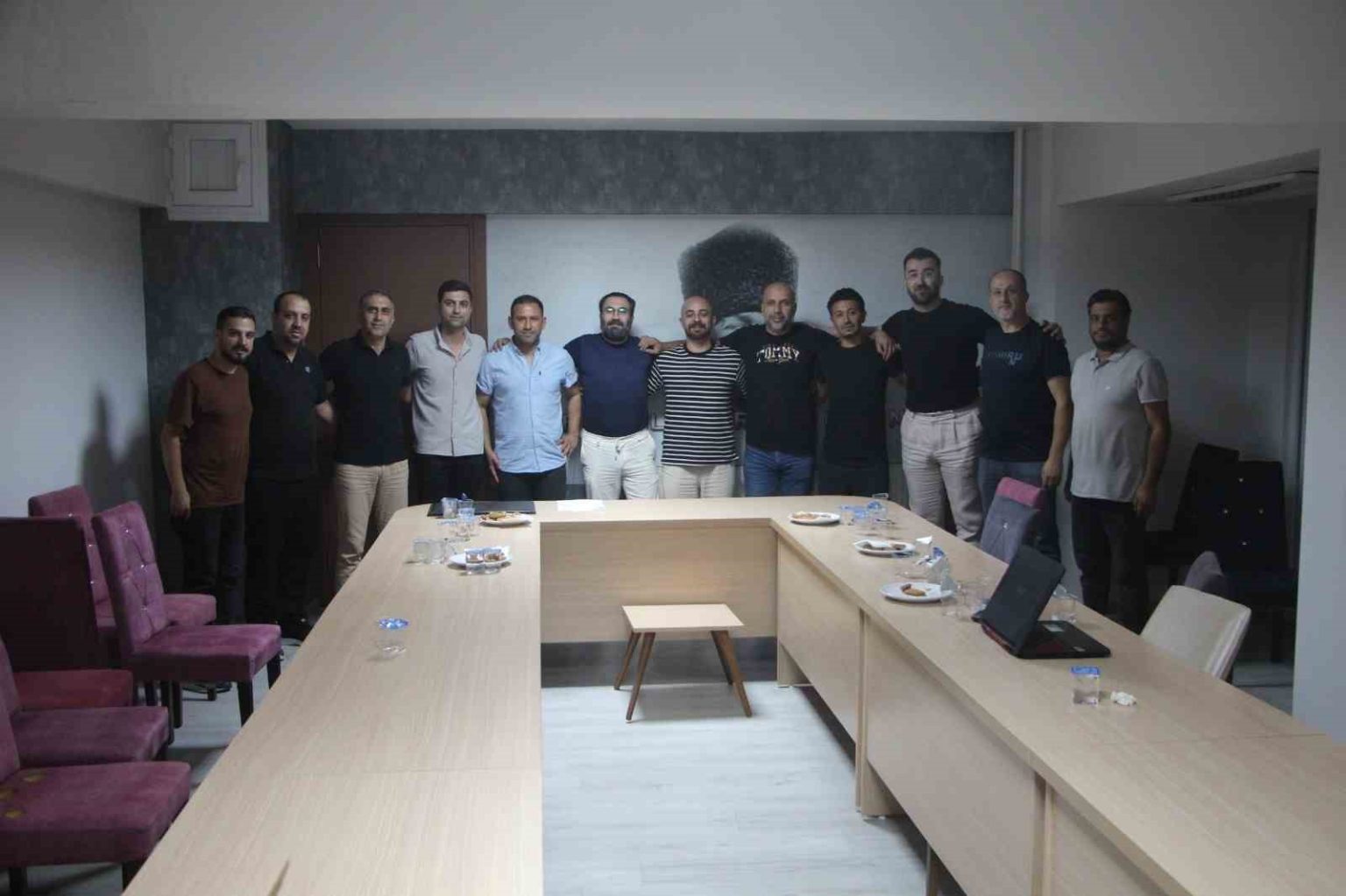 nazillisporda-yeni-yonetim-taraftarlarla-bir-araya-geldi