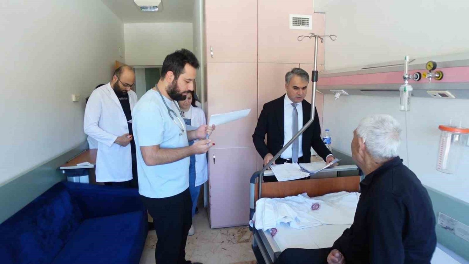 prof-dr-gozel-hipertansiyon-cok-ciddi-bir-halk-sagligi-problemi-olarak-karsimiza-cikmaktadir