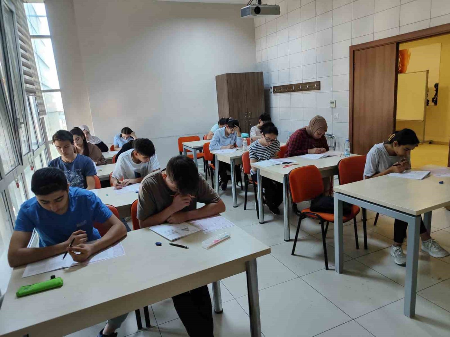 universite-hayali-kuran-genclere-darica-belediyesinden-destek