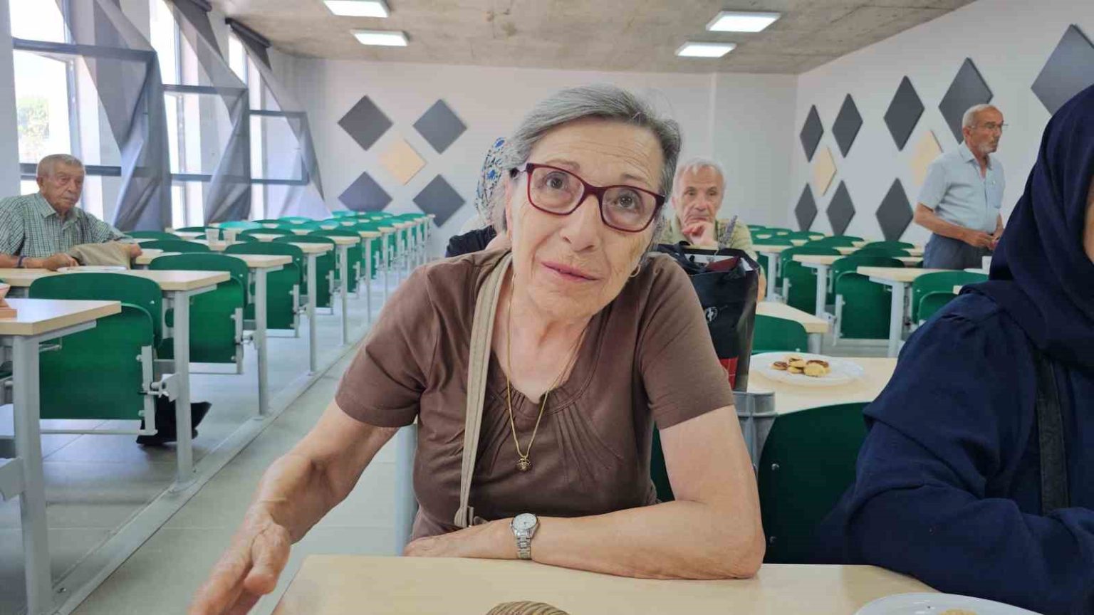 zonguldakta-60-yas-ustu-bireyler-universite-siralarinda