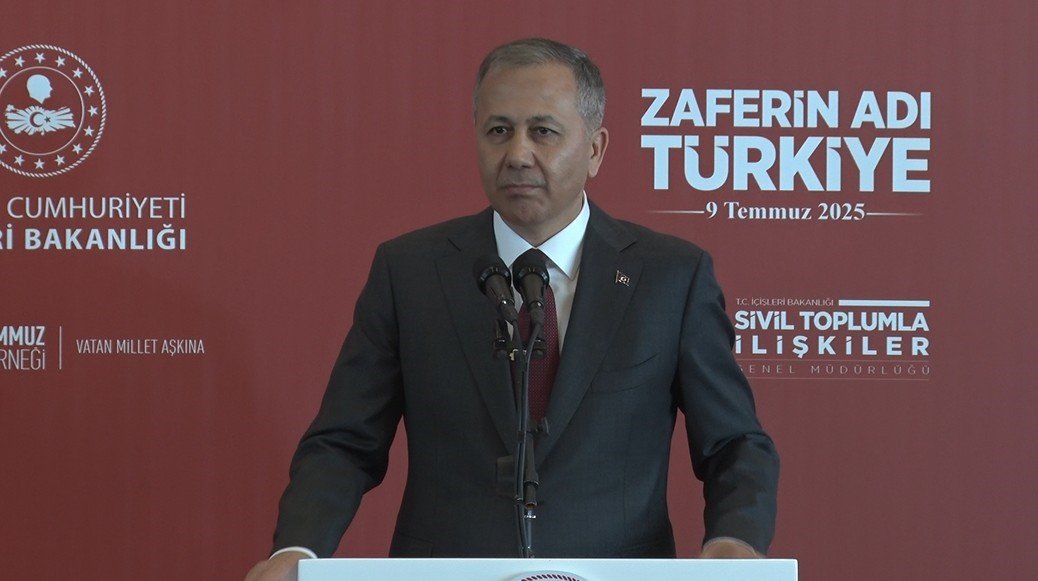 bakan-yerlikaya-fetoye-yonelik-duzenledigimiz-operasyonlarla-17-bin-684-sahsi-gozaltina-aldik
