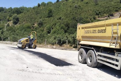 bozulan-yollara-mudahale-ediliyor