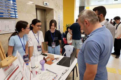 deneyap-teknoloji-atolyesinde-proje-senligi-yapildi