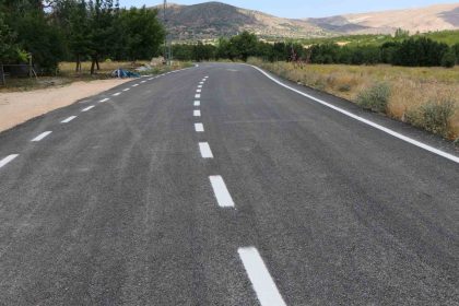 elazigda-4-koyun-bsk-kaplamali-yol-calismasi-tamamlandi