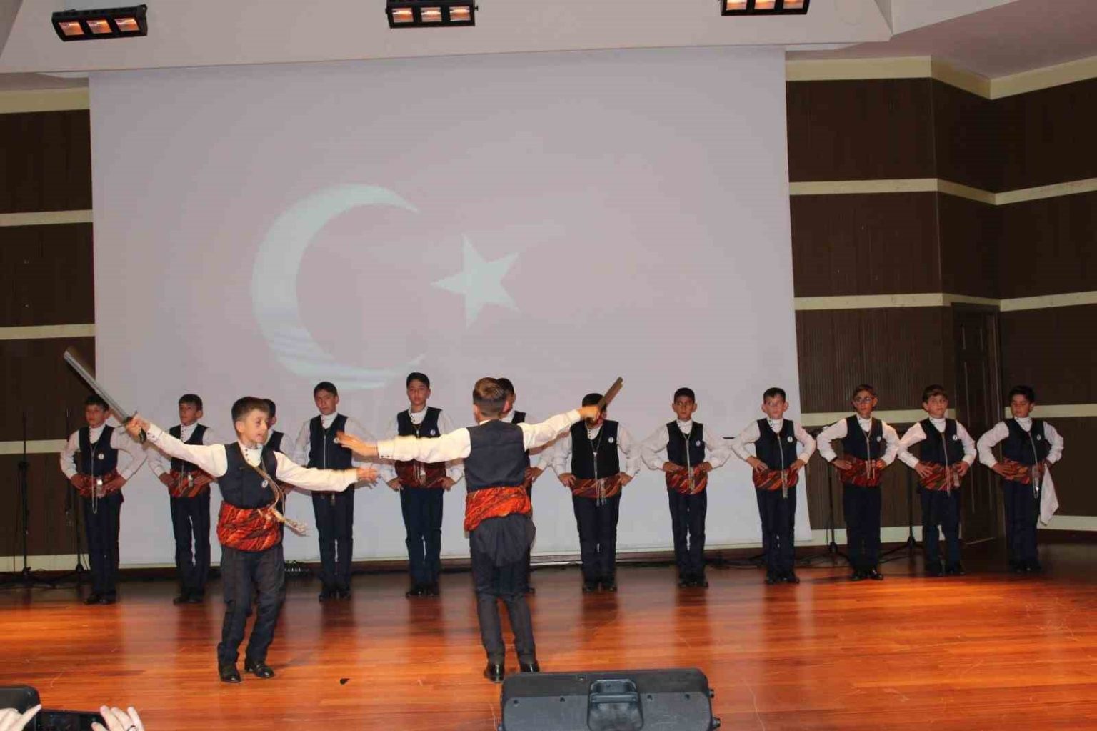 erzurum-halk-kulturu-dernegi-faaliyetlerine-yeniden-basladi