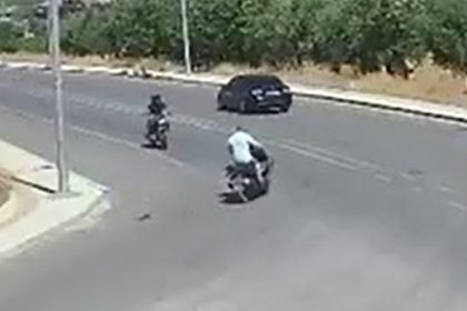 gaziantepte-motosikletler-carpisti-2-yarali