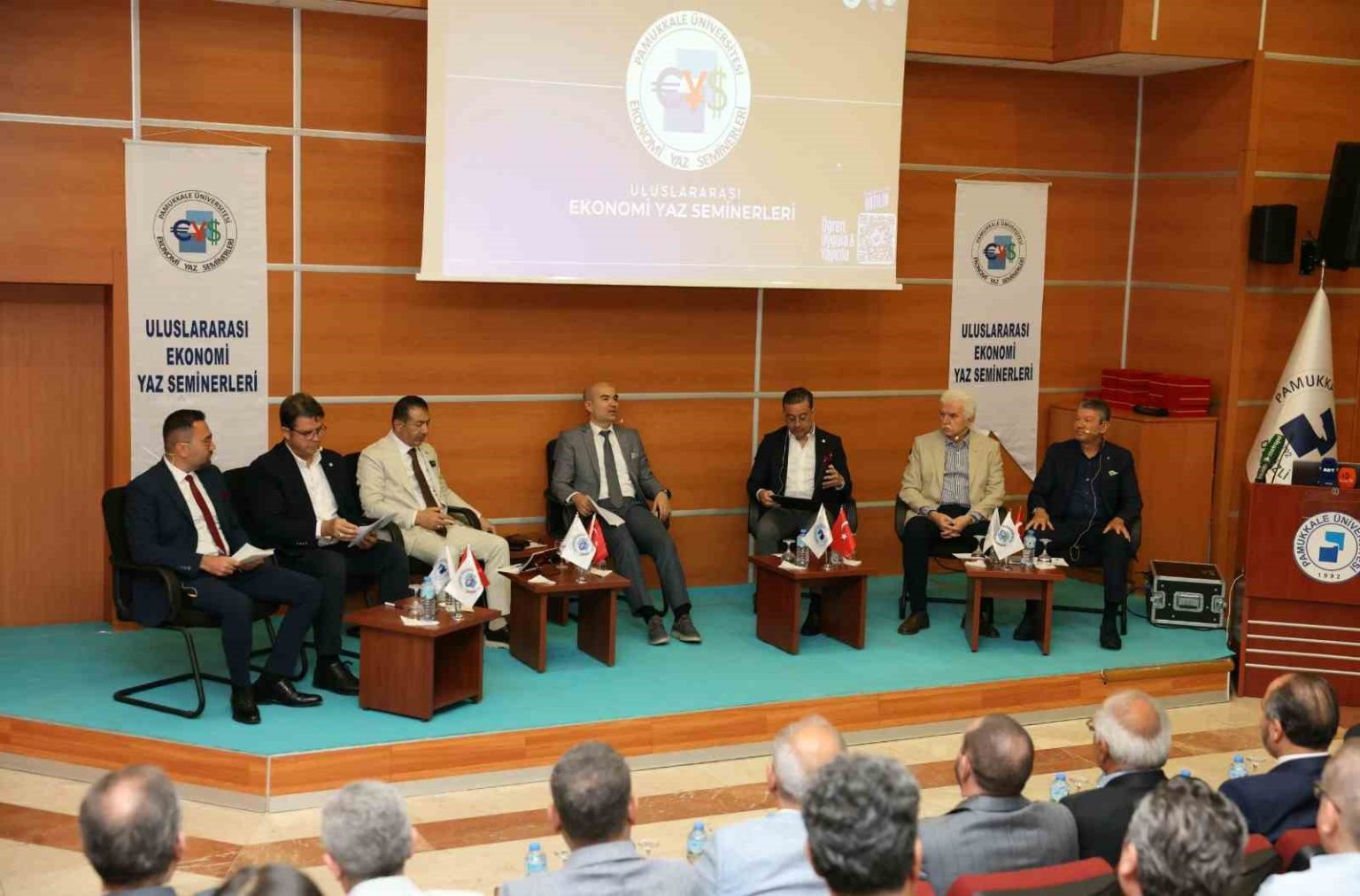 is-dunyasinin-patronlari-denizli-ekonomisini-konustu