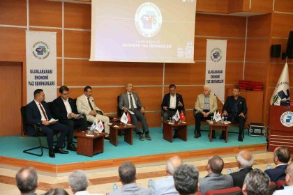 is-dunyasinin-patronlari-denizli-ekonomisini-konustu
