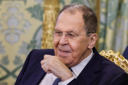 rus-bakan-lavrov-kuzey-koreye-gidiyor