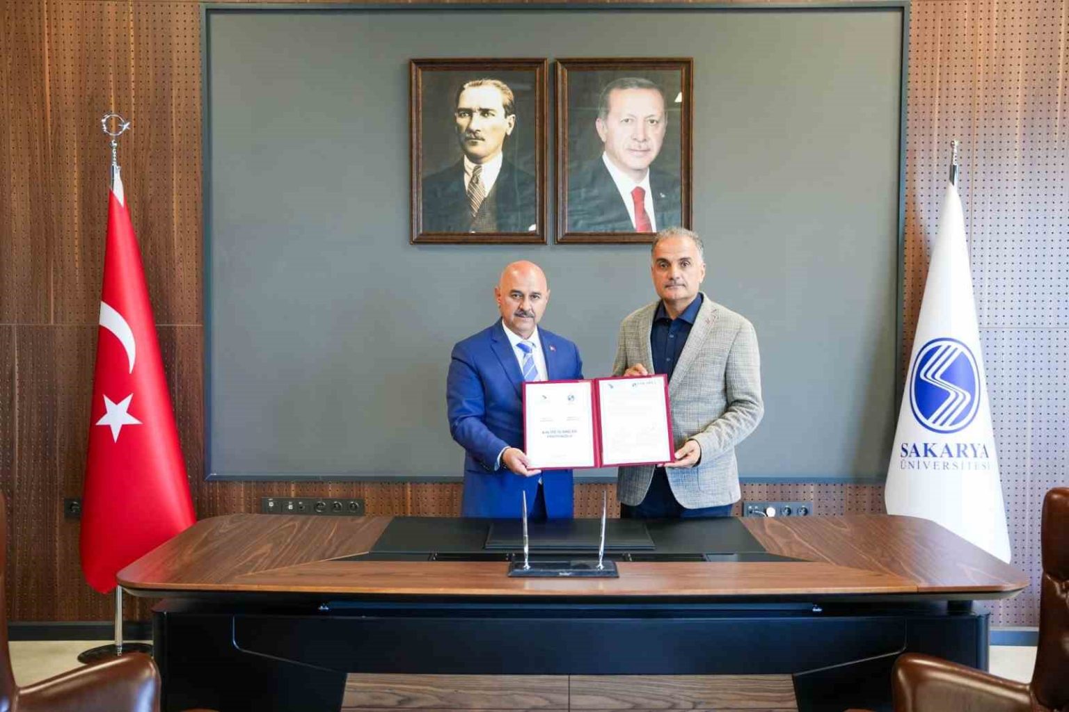sakarya-universitesi-ile-duzce-universitesi-arasinda-kalite-is-birligi-protokolu