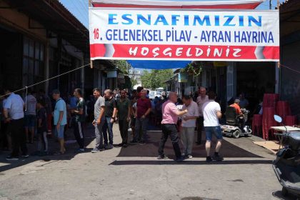 sanayi-esnaflarindan-16-geleneksel-hayir-yemegi