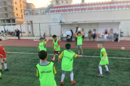 sarigol-akademi-spor-kulubu-faaliyetlerine-basladi