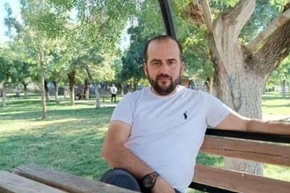 siirtte-otomobilin-carptigi-motosikletli-agir-yaralandi